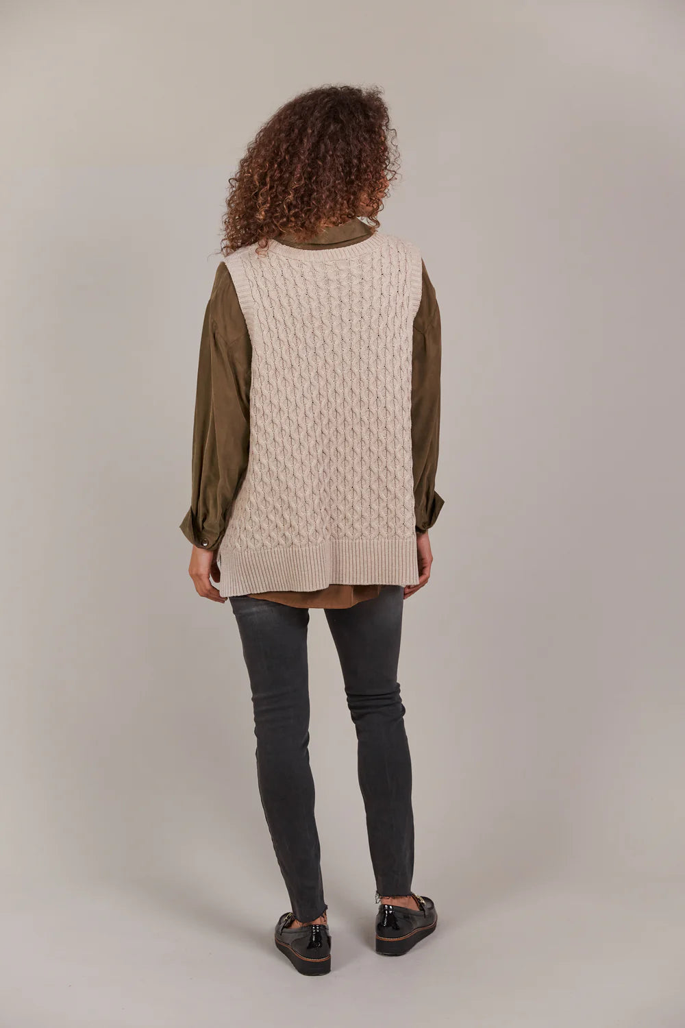 Naviva Vest