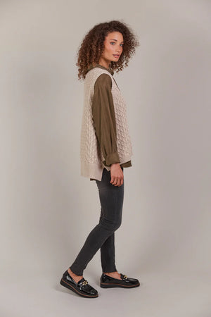 Naviva Vest