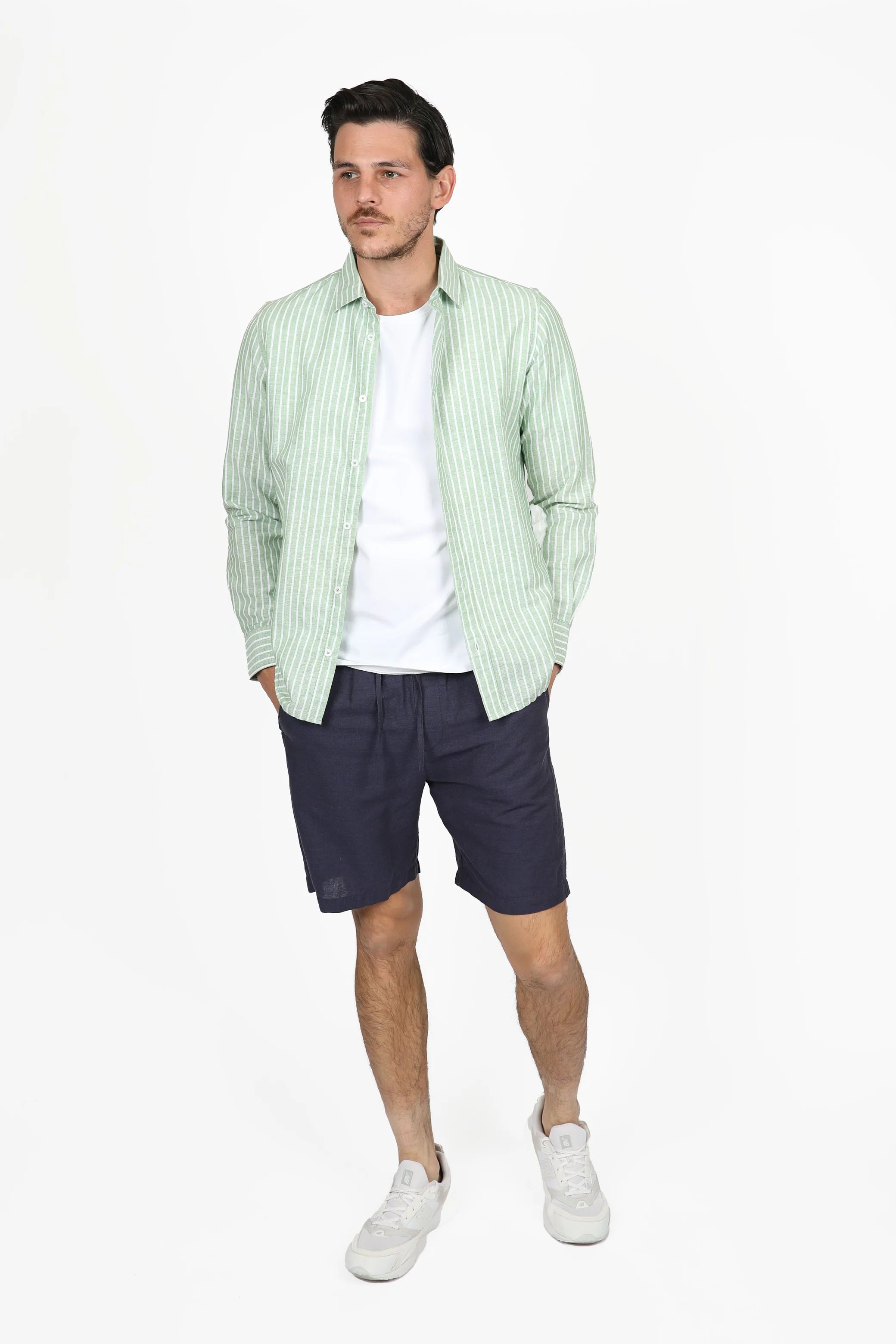 Men's Cotton/Linen Relaxed Short