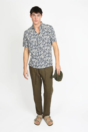 Men's Hibiscus Print Short Sleeve Shirt