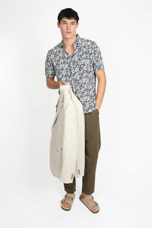 Men's Hibiscus Print Short Sleeve Shirt